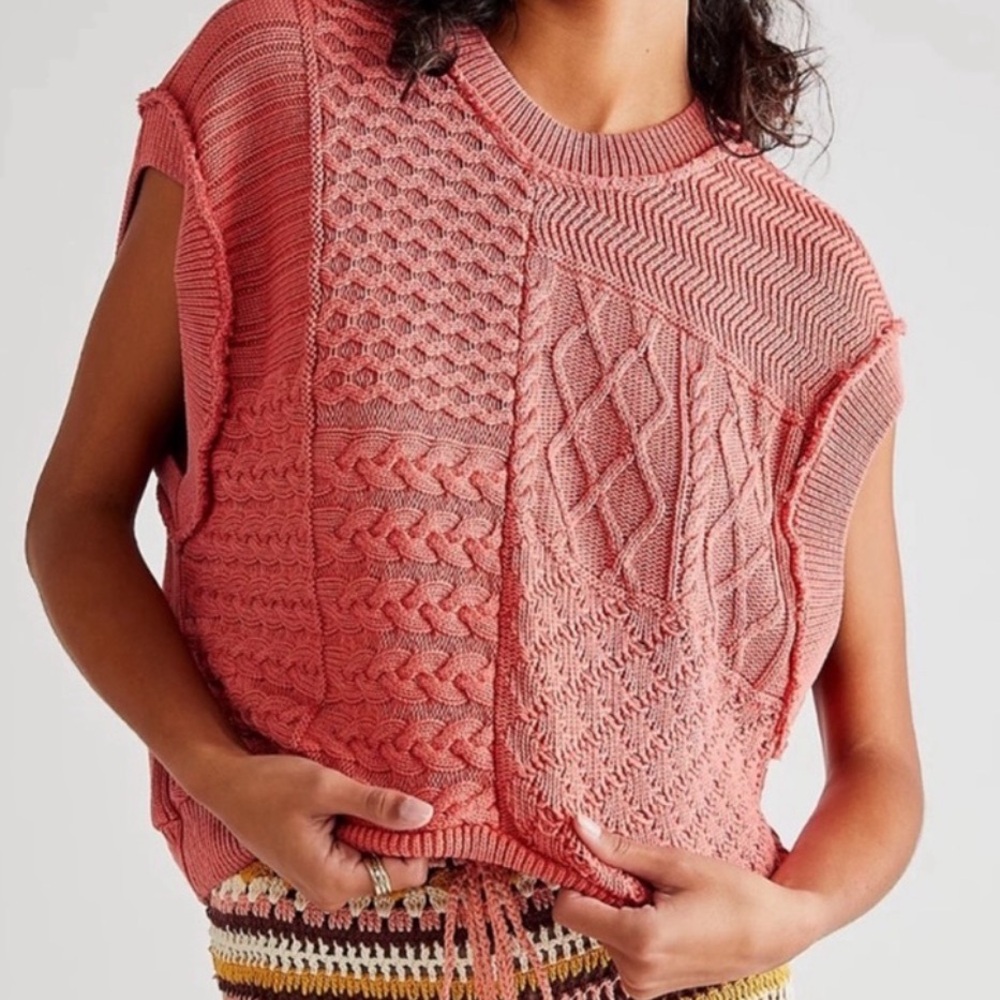 Free People Take The Plunge Sweater Vest Sleeveless Sz M Coral